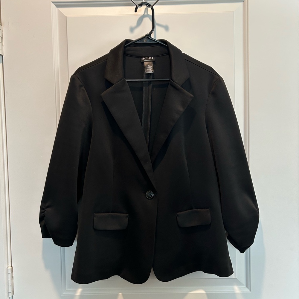 SOHO Apparel Black Women's Blazer 3/4 Ruched Sleeve
